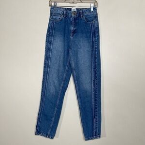 BDG Pleated Detail Mom Jeans 27